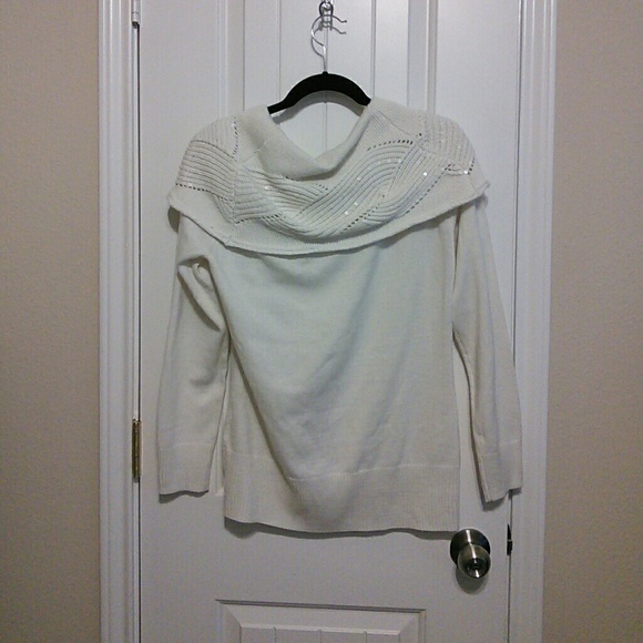 New York and Company Ivory Sweater - Picture 2 of 3